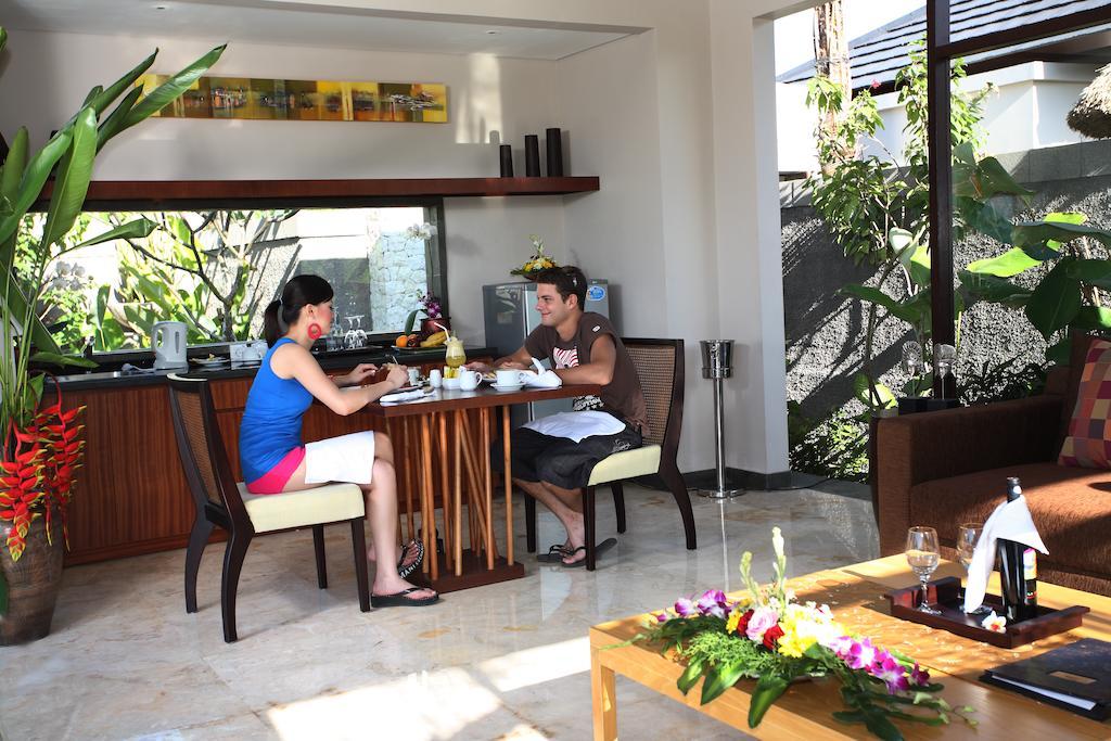 Swiss-Belhotel Bay View Villa Nusa Dua  Esterno foto